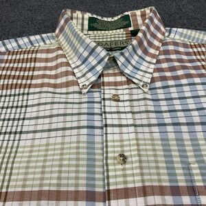 Men's Classic Plaid Button-Down Shirt